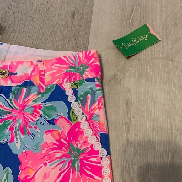 Lilly Pulitzer Callahan Shorts Beckon Blue Jungle Utopia Floral Print Size 00‎ - Picture 3 of 12